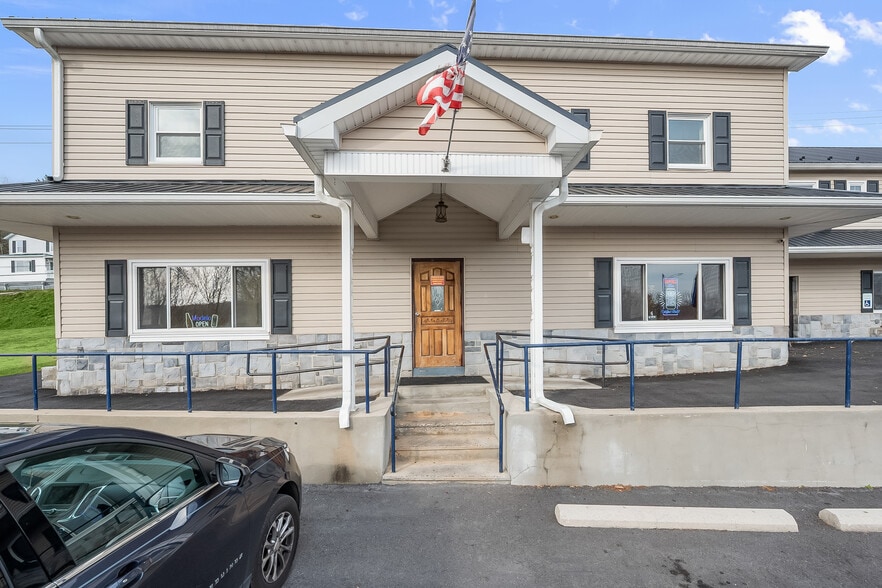 200 E Main St, Hancock, MD for sale - Building Photo - Image 2 of 28