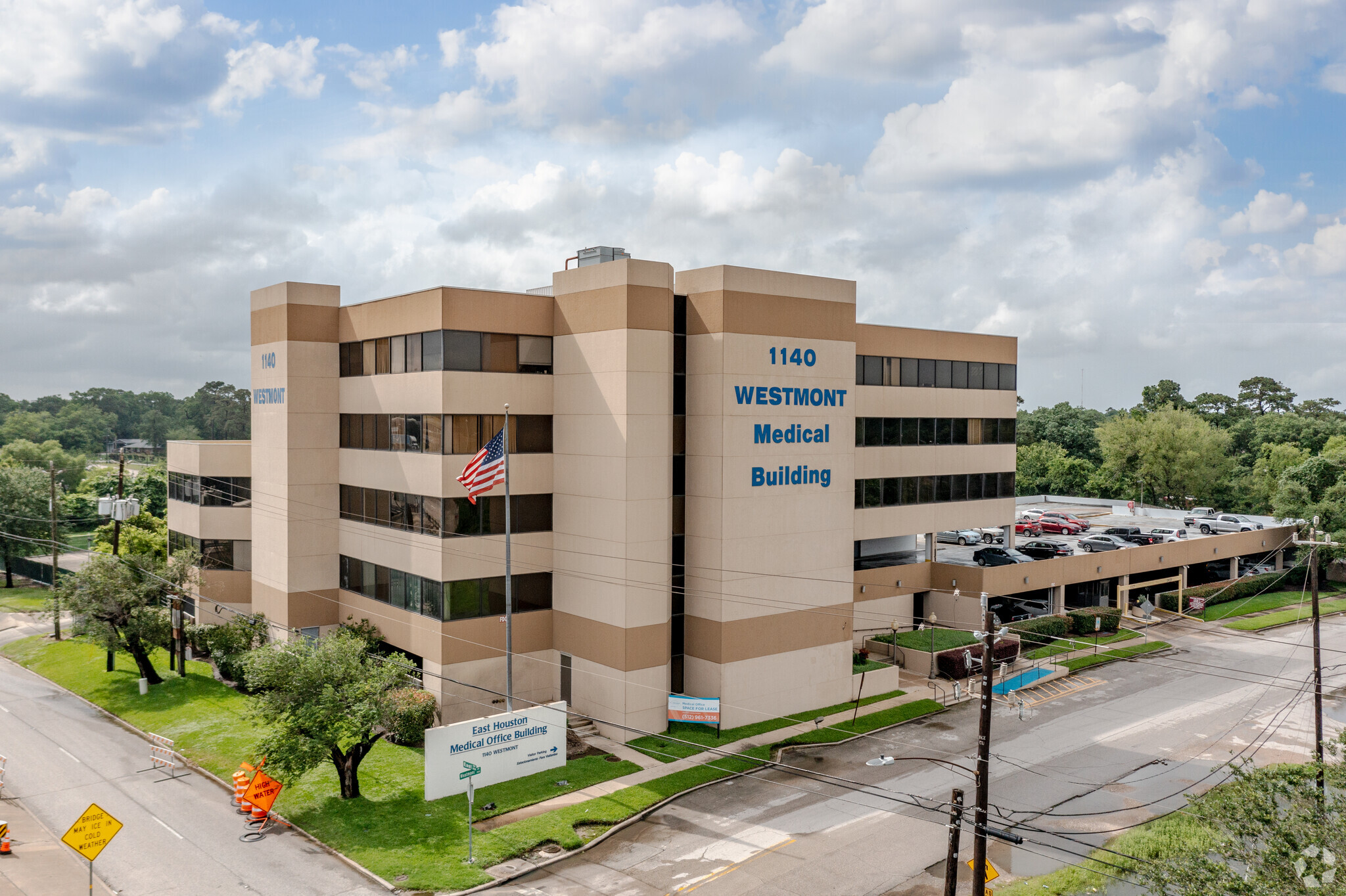 1140 Westmont Dr, Houston, TX for lease Building Photo- Image 1 of 18