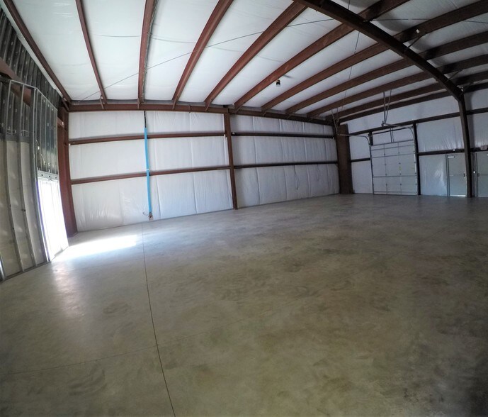 2648 Nelda Dr, Monroe, NC for sale - Interior Photo - Image 3 of 8