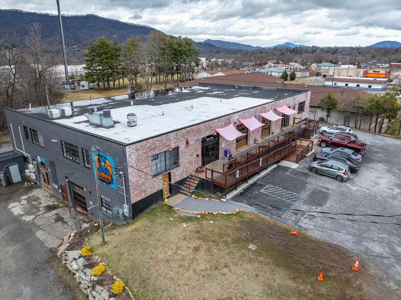 1940 S Main St, Waynesville, NC for sale - Building Photo - Image 2 of 32