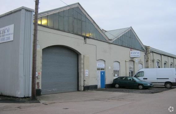 Chickenhall Ln, Eastleigh for sale - Primary Photo - Image 1 of 1