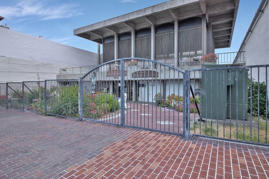 449 Alvarado St, Monterey, CA for sale - Building Photo - Image 3 of 34