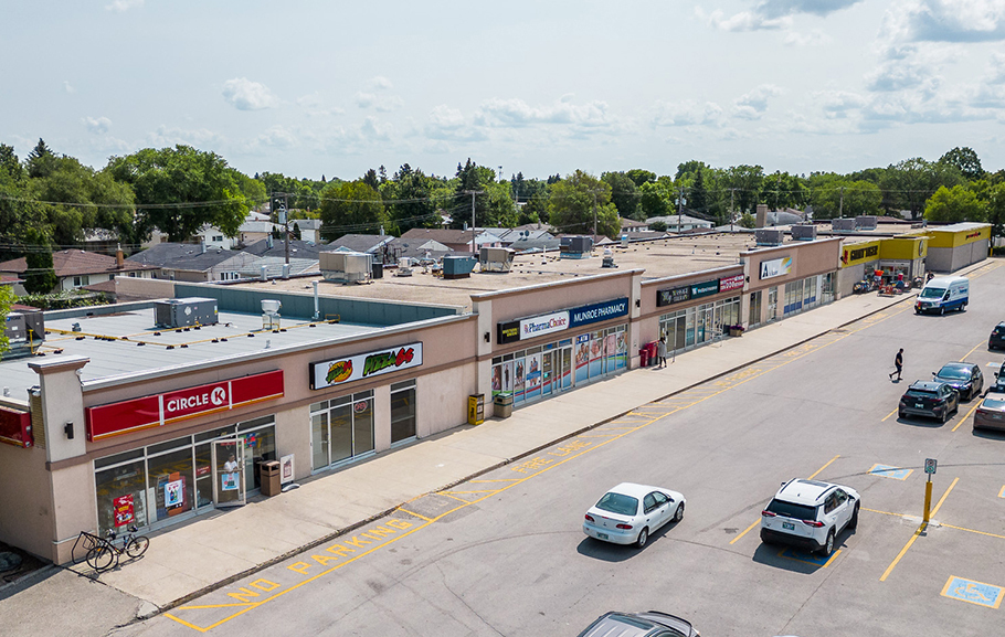 489 London St, Winnipeg, MB for lease - Building Photo - Image 2 of 6