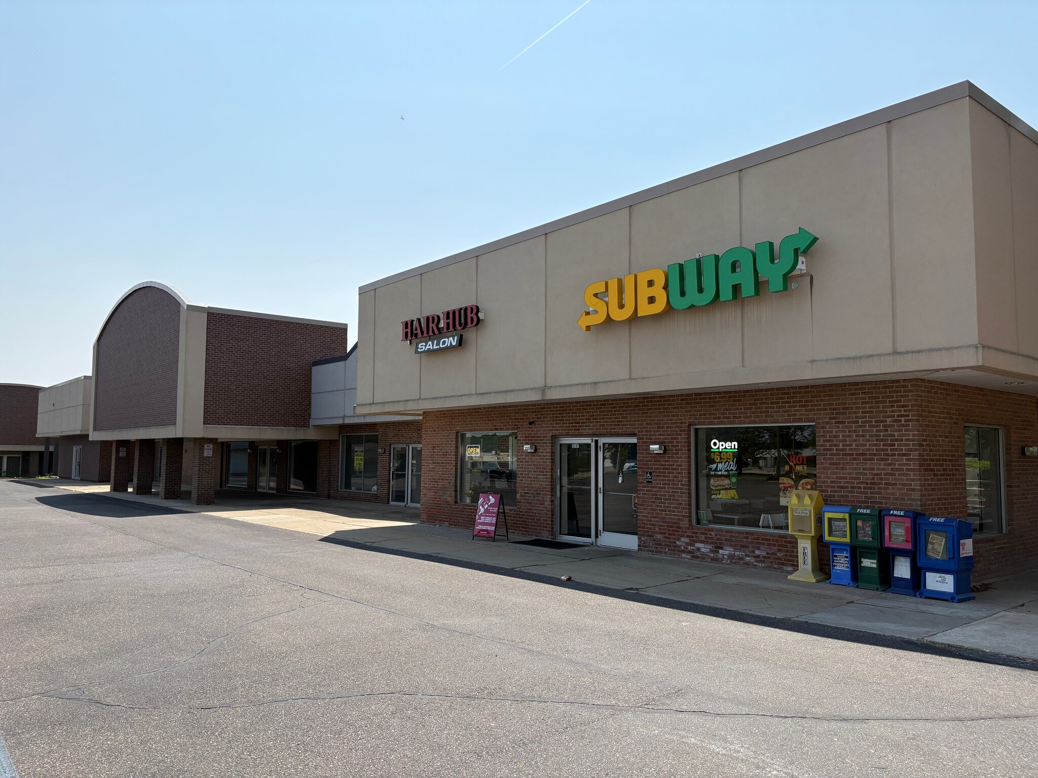 35103-35243 Grand River Ave, Farmington Hills, MI for lease Building Photo- Image 1 of 5