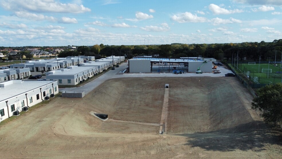 26717 Westheimer Pky, Katy, TX for sale - Building Photo - Image 3 of 9