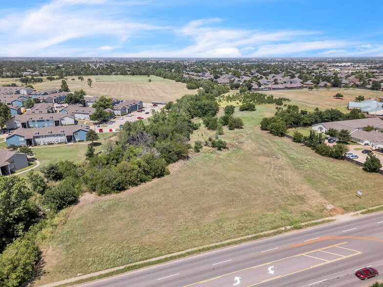 7601 W Hefner Rd, Oklahoma City, OK for sale - Building Photo - Image 2 of 8