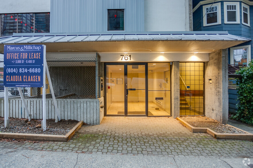 761 Cardero St, Vancouver, BC for lease - Building Photo - Image 2 of 6