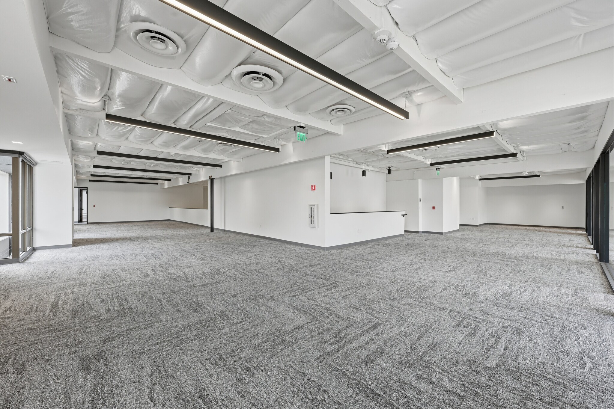 11555 Sorrento Valley Rd, San Diego, CA for lease Interior Photo- Image 1 of 11