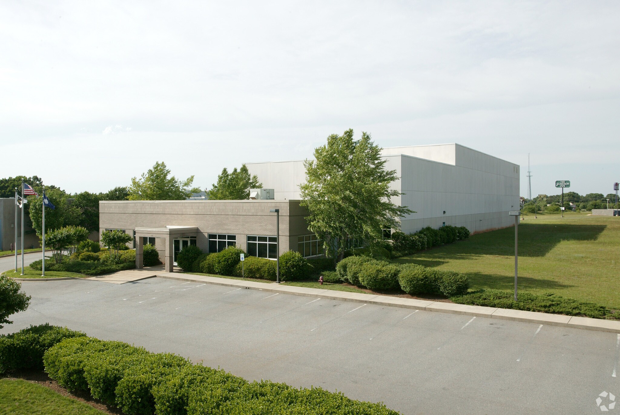 130 W Parkway, Duncan, SC for sale Primary Photo- Image 1 of 1