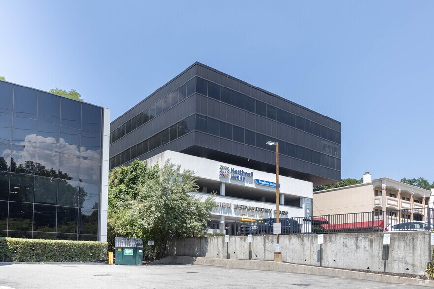 1165 Northern Blvd, Manhasset, NY 11030 Zurich Depository