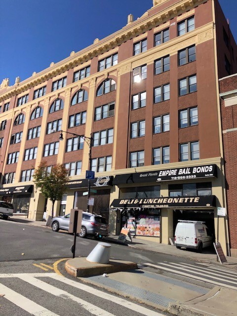 25 Hyatt St, Staten Island, NY for lease Building Photo- Image 1 of 7