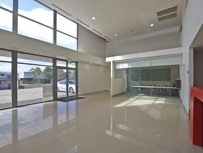 1 Sabre Cl, Rutherford for lease Interior Photo- Image 1 of 4