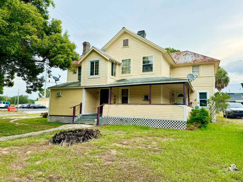 105 S Grove St, Eustis, FL for sale - Primary Photo - Image 1 of 1