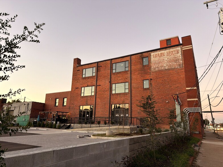 119 E Princess Anne Rd, Norfolk, VA for lease - Building Photo - Image 3 of 6