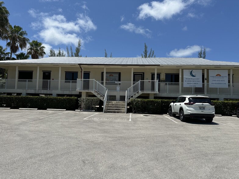 29872 Overseas Hwy, Big Pine Key, FL for sale - Building Photo - Image 1 of 1