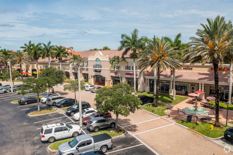 2355 Vanderbilt Beach Rd, Naples, FL for lease - Building Photo - Image 3 of 11