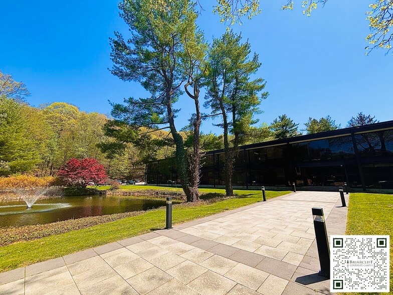 555 Pleasantville Rd, Briarcliff Manor Village, NY for lease - Building Photo - Image 3 of 16