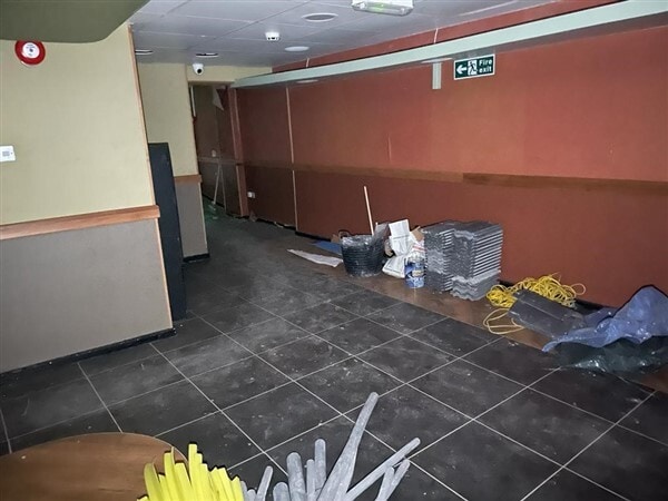 24 Queen Sq, Wolverhampton for sale - Interior Photo - Image 3 of 3