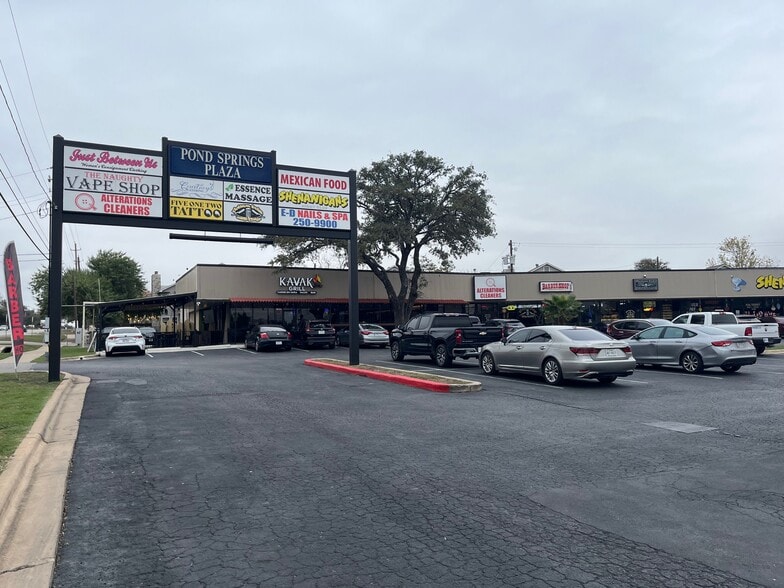 13233 Pond Springs Rd, Austin, TX for sale - Building Photo - Image 3 of 14