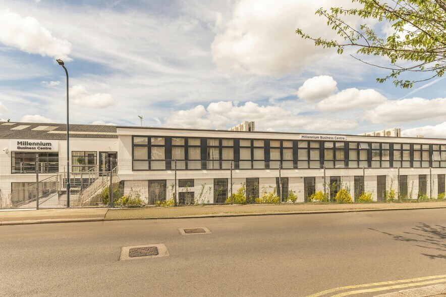 Humber Rd, London for lease - Building Photo - Image 1 of 21