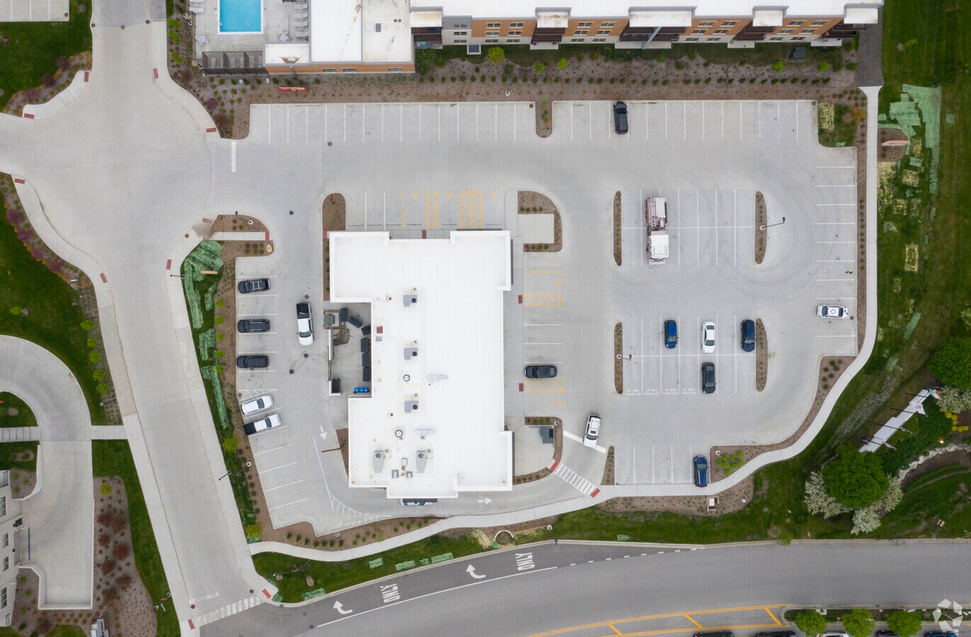 Randall Rd & NW Parkway, Elgin, IL 60124