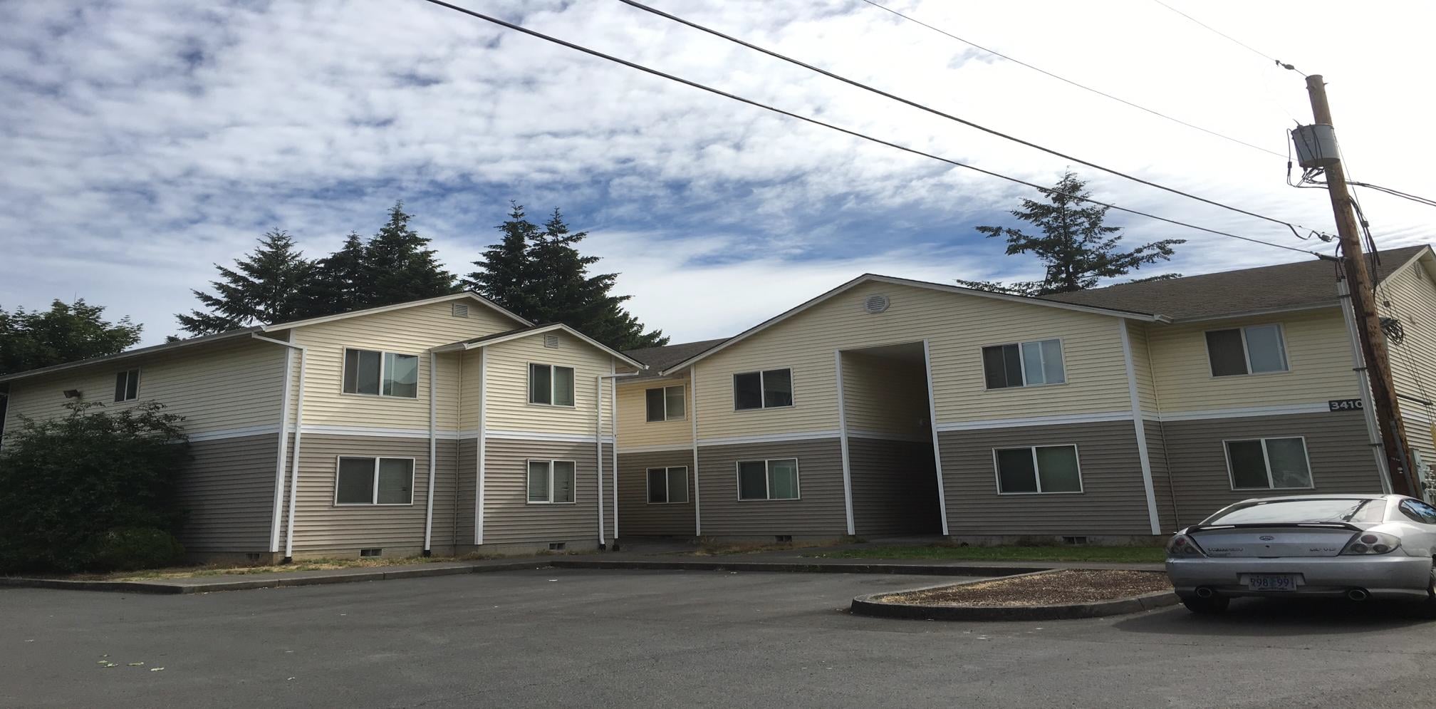 3410-3414 SE 143rd Ave, Portland, OR for sale Primary Photo- Image 1 of 1