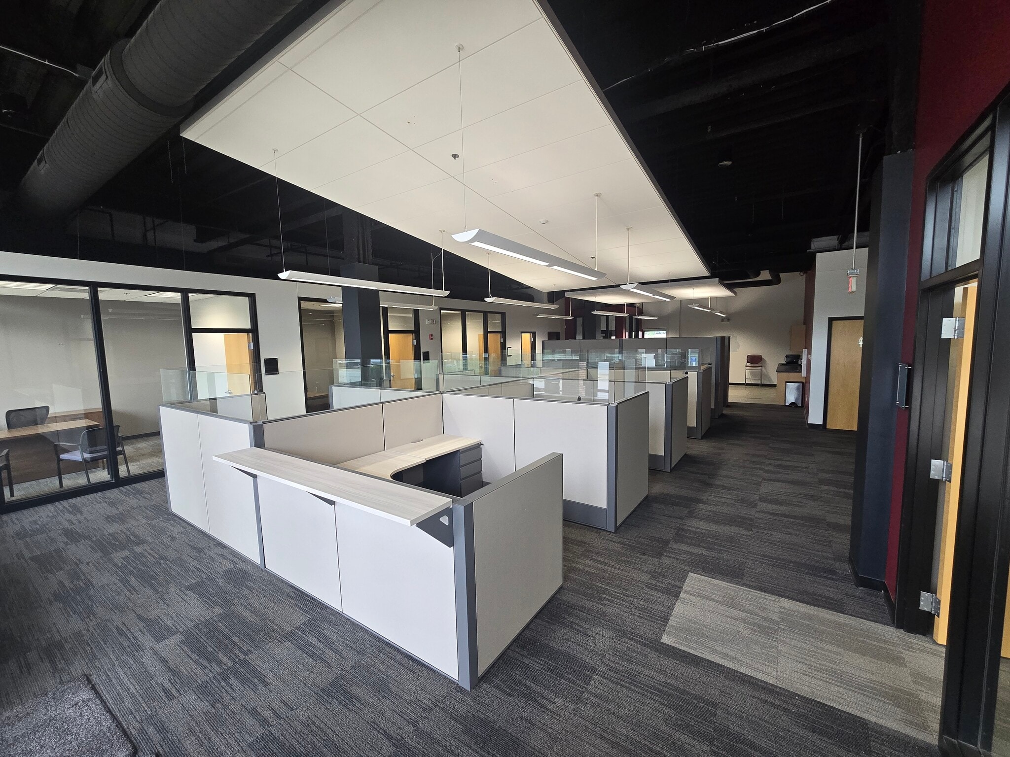 505 Market St, West Des Moines, IA for lease Interior Photo- Image 1 of 7