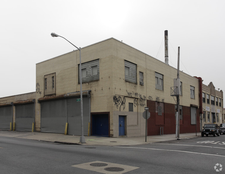 3518 42nd St, Long Island City, NY for sale - Building Photo - Image 1 of 1