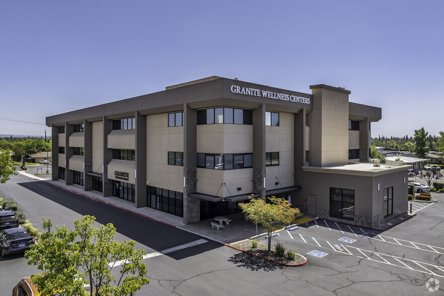 406 Sunrise Ave, Roseville, CA for lease - Building Photo - Image 3 of 7