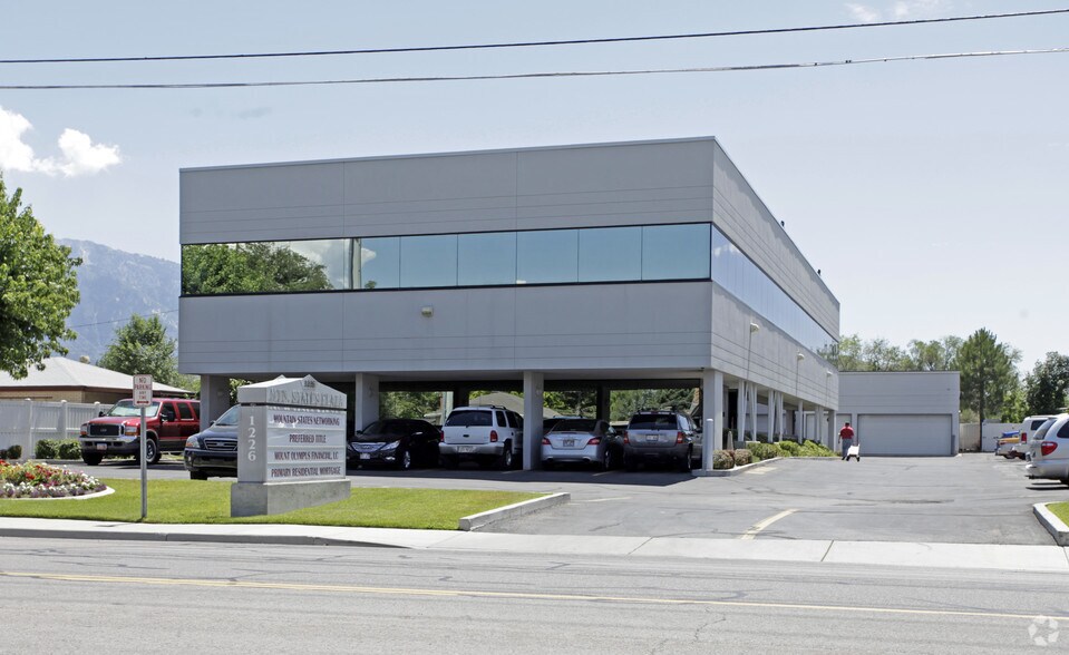 1226 E 6600 S, Murray, UT for sale - Primary Photo - Image 1 of 1