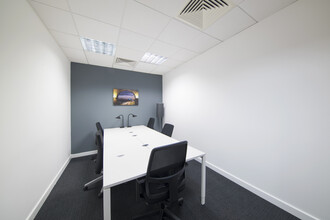 Wilmslow Rd, Manchester for lease Interior Photo- Image 2 of 8