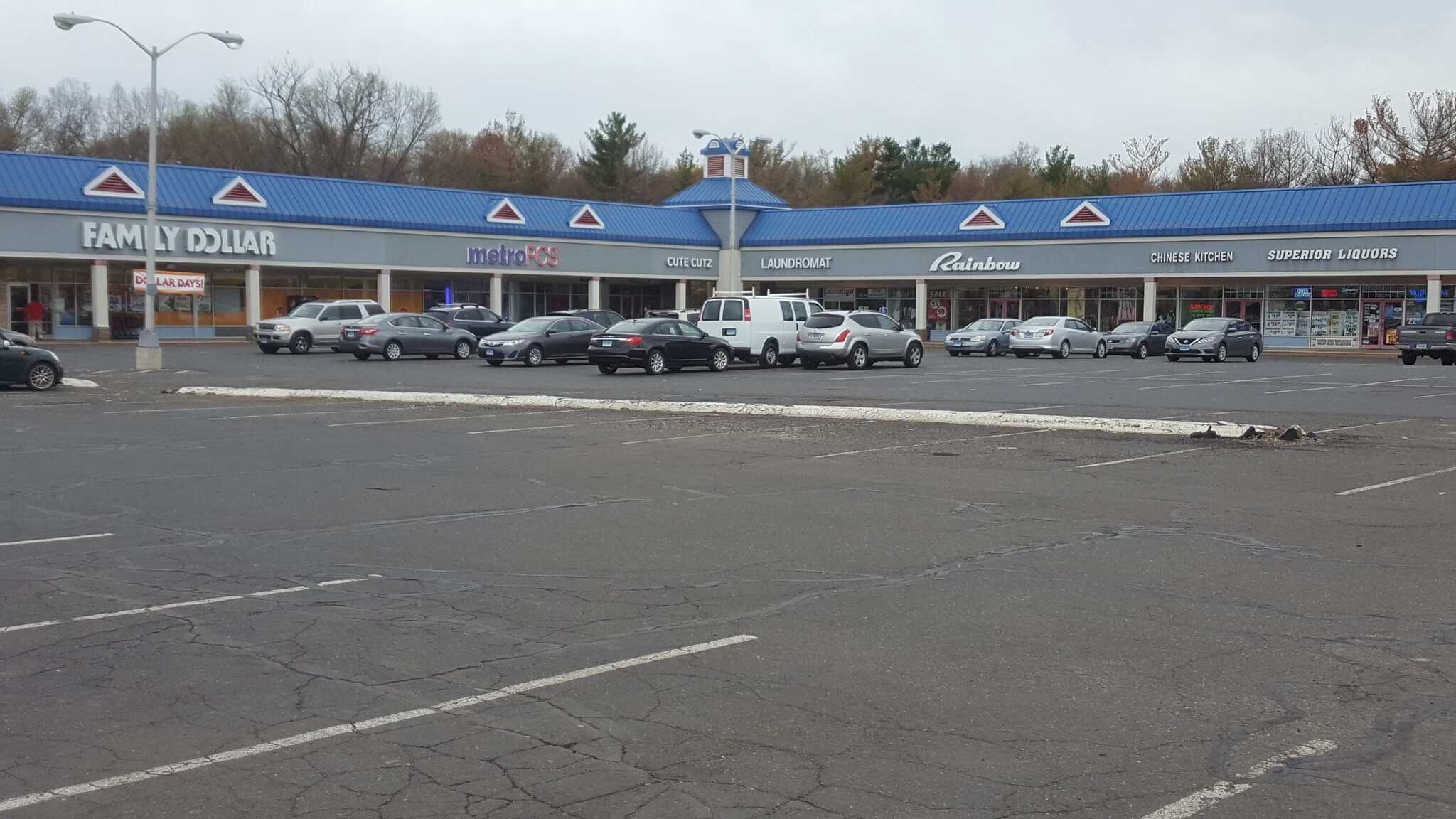 265 Ellington Rd, East Hartford 06108 Retail for Rent