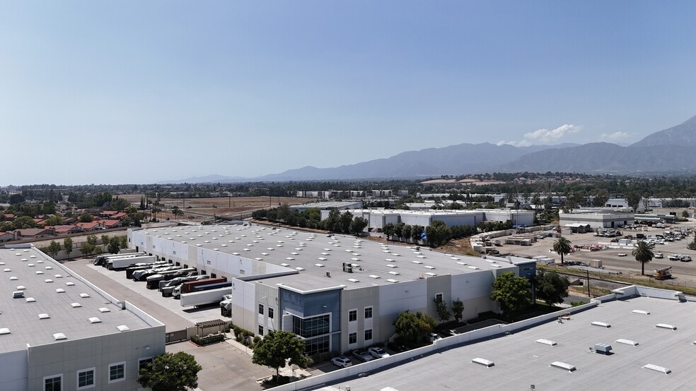 9089 8th St, Rancho Cucamonga, CA for sale - Building Photo - Image 3 of 13