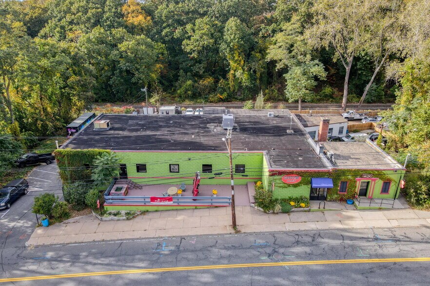 250 Albany St, Springfield, MA for sale - Building Photo - Image 1 of 1