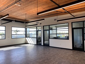 5811 Olivas Park Dr, Ventura, CA for lease Interior Photo- Image 1 of 4