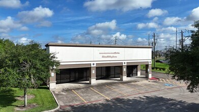 2514-2550 E Broadway St, Pearland, TX for lease Building Photo- Image 1 of 7
