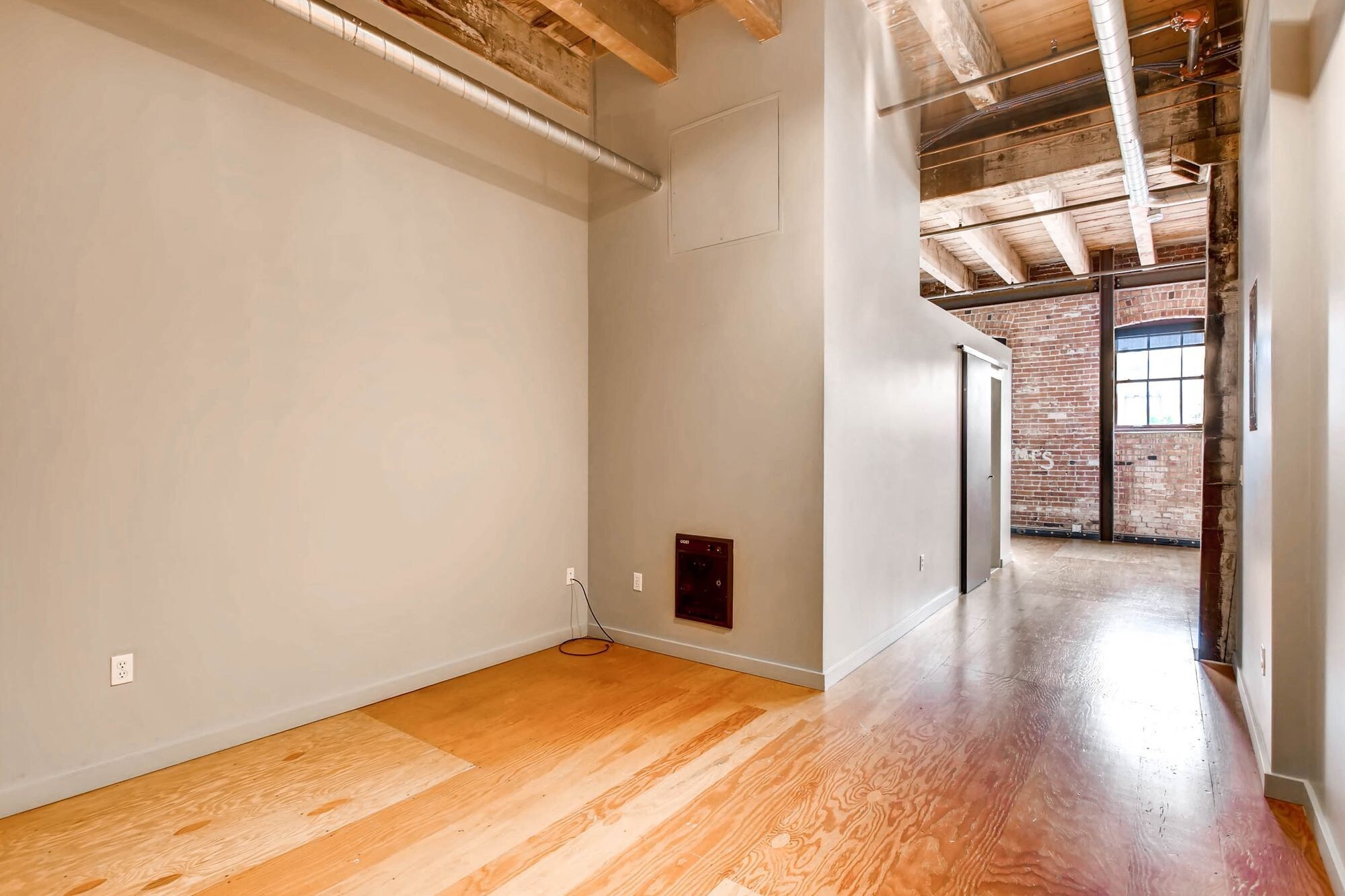 1821 E Dock St, WA 98402 Albers Mill Lofts