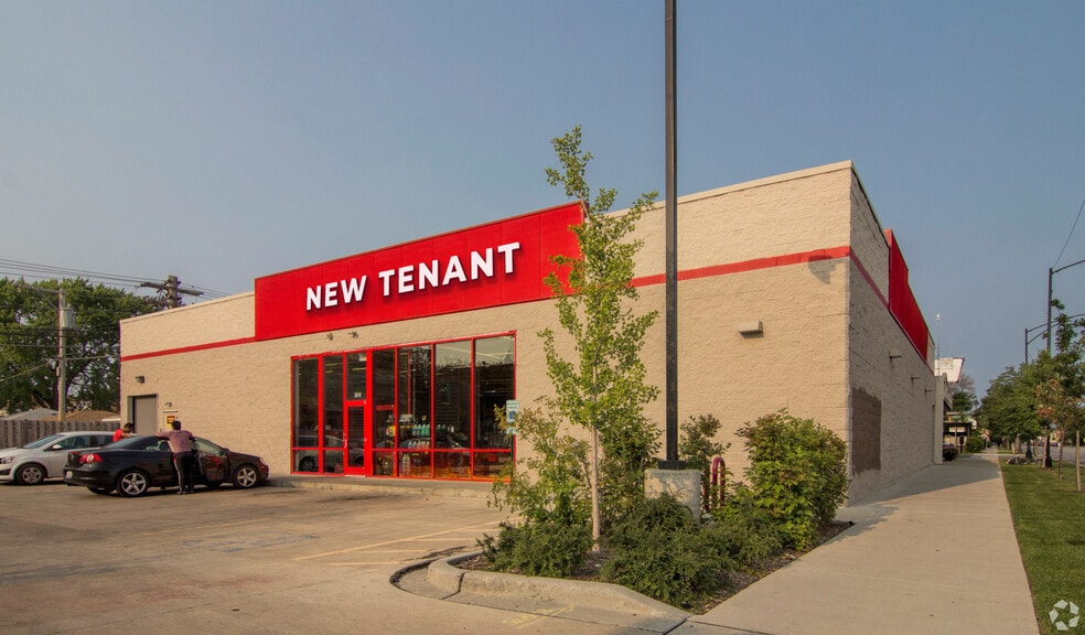 3016 W Peterson Ave, Chicago, IL for lease - Building Photo - Image 1 of 11