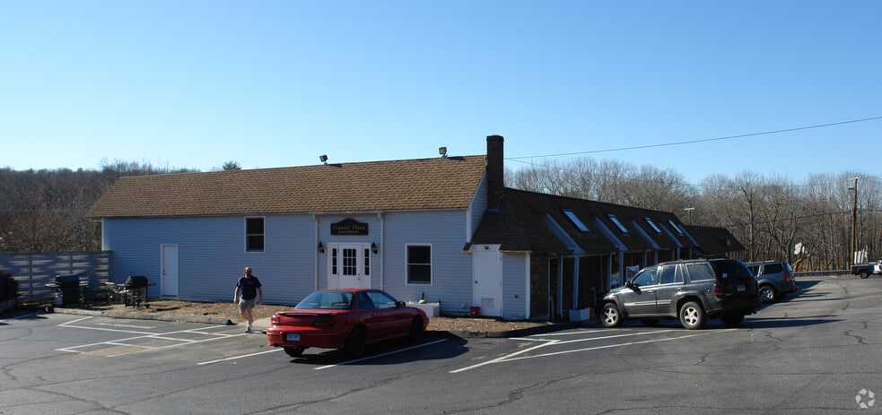 15 E Main St, Plainfield, CT for sale - Primary Photo - Image 1 of 1