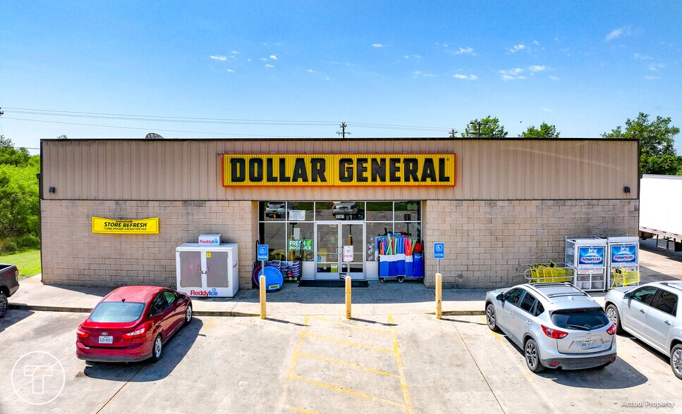 1147 Hwy 21 W, Cedar Creek, TX for sale - Primary Photo - Image 1 of 1