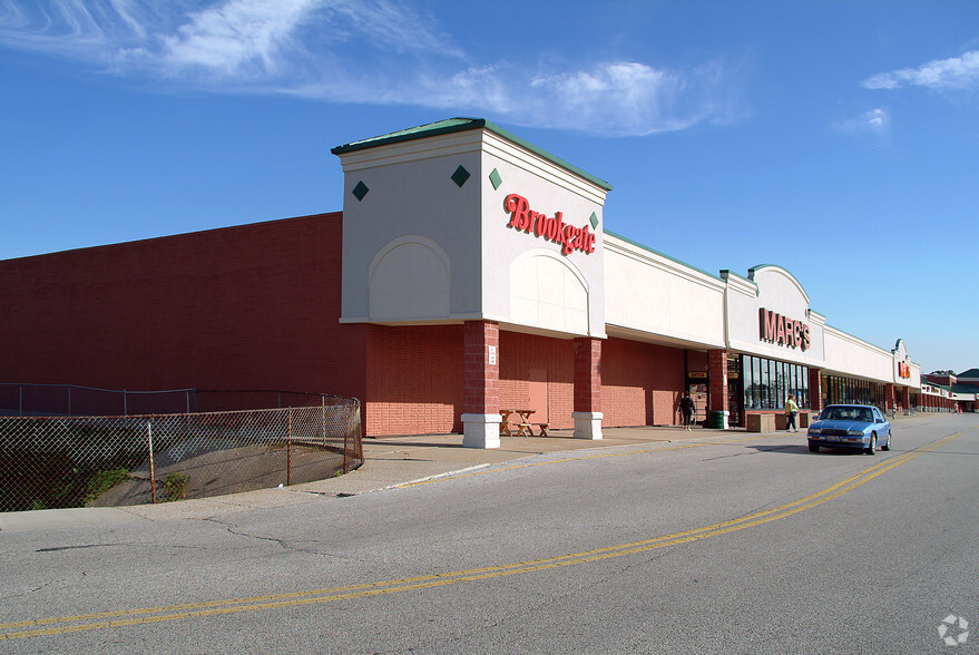 5725-5891 Smith Rd, Brook Park, OH for lease - Other - Image 3 of 8