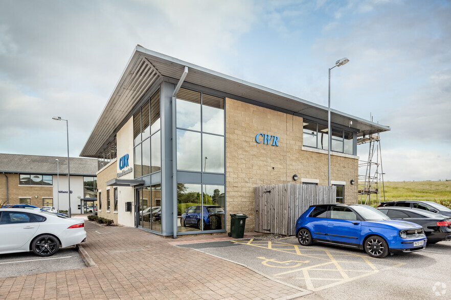 Caton Rd, Lancaster for lease - Primary Photo - Image 1 of 5