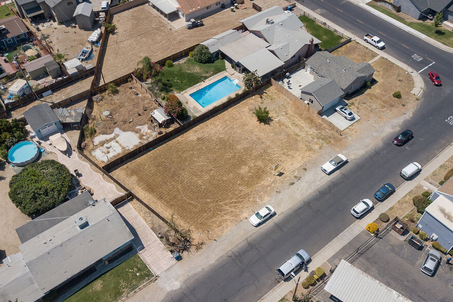 569-587-593 Lincoln, Manteca, CA for sale - Aerial - Image 1 of 1