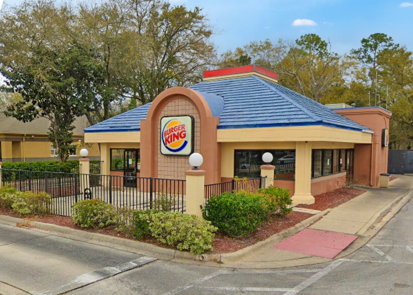 11031 Saint Augustine Rd, Jacksonville, FL for lease - Primary Photo - Image 1 of 1