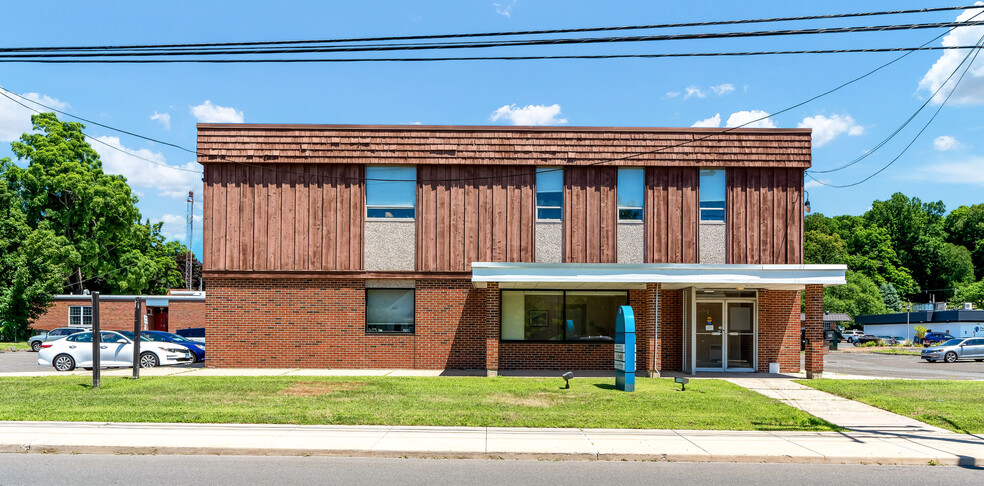 30 Mill St, Unionville, CT for lease - Building Photo - Image 1 of 12