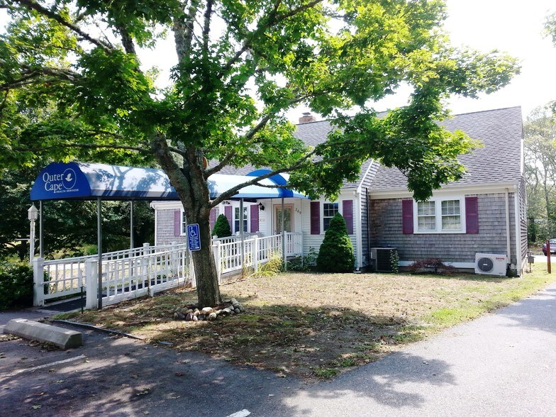 269 Chatham Rd, East Harwich, MA 02645