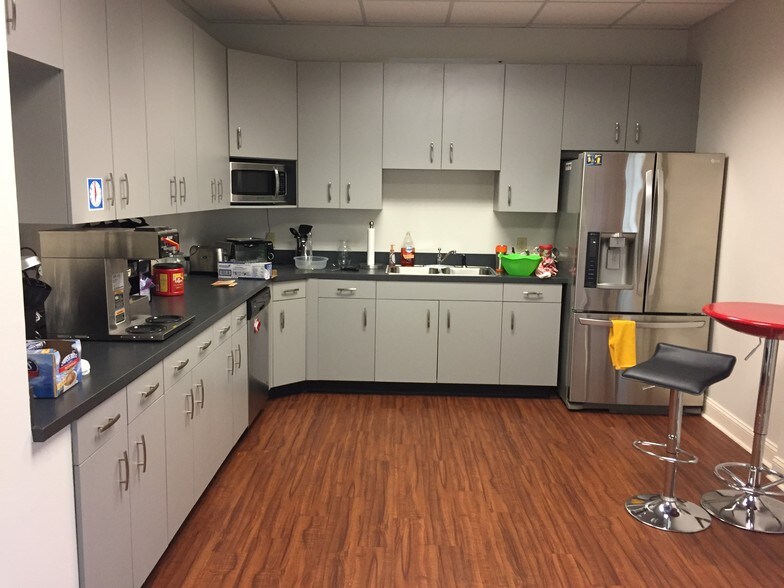 860 Brookstone Centre Pky Columbus Ga 31904 Property For 6 300 Sf Office Building Offered At 930 000 In Columbus Ga