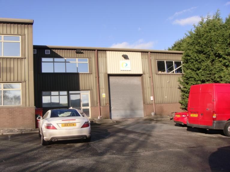 Leeds Rd, Huddersfield for sale - Primary Photo - Image 1 of 1