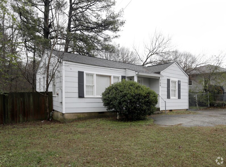 766 Allgood Rd, Marietta, GA 30062