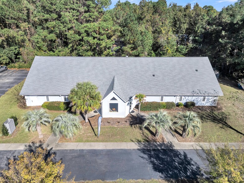 3587 N Highway 17, Mount Pleasant, SC for sale - Primary Photo - Image 1 of 16